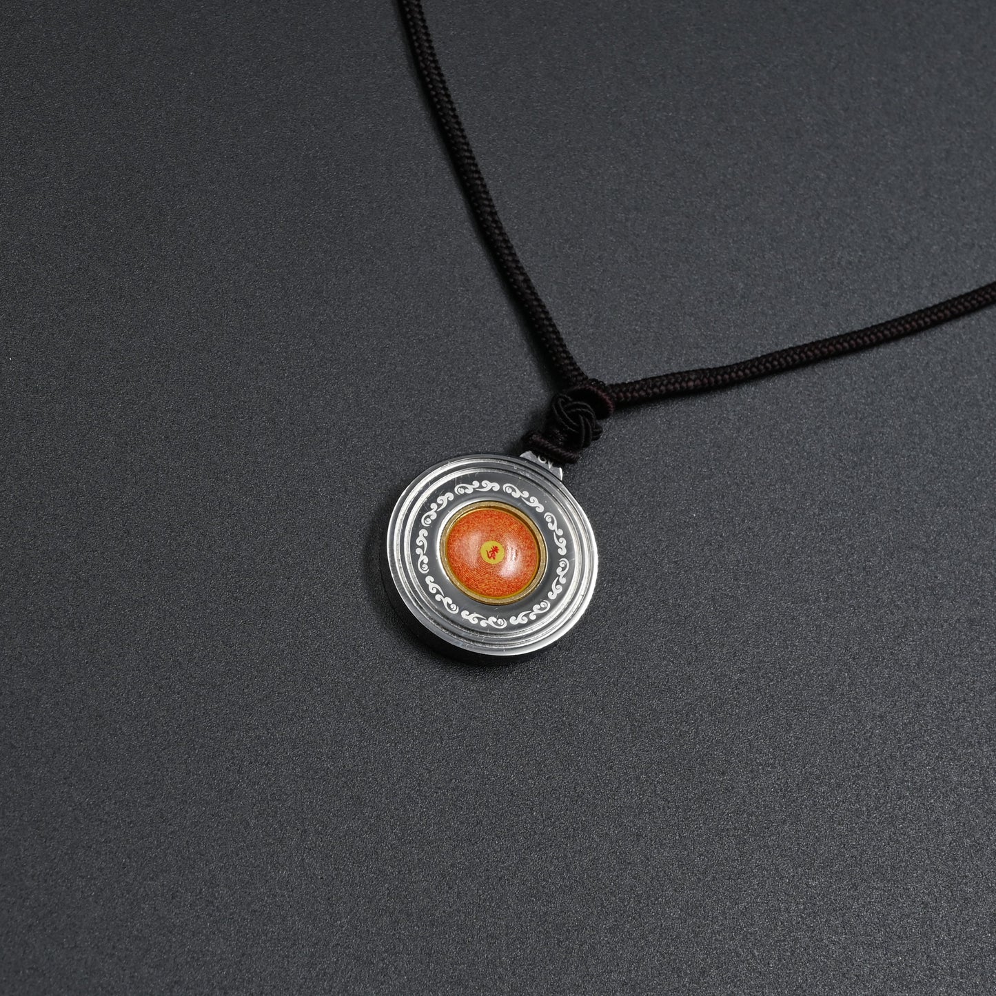 Sacred Tibetan Buddhist Mantra Pendant - Lengyan Scripture